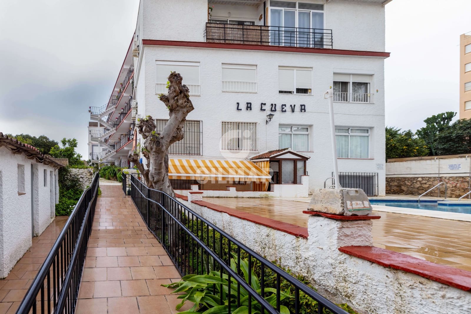 2 bedroom Flat for sale in Torremolinos with pool - € 218,000 (Ref: 9205839)