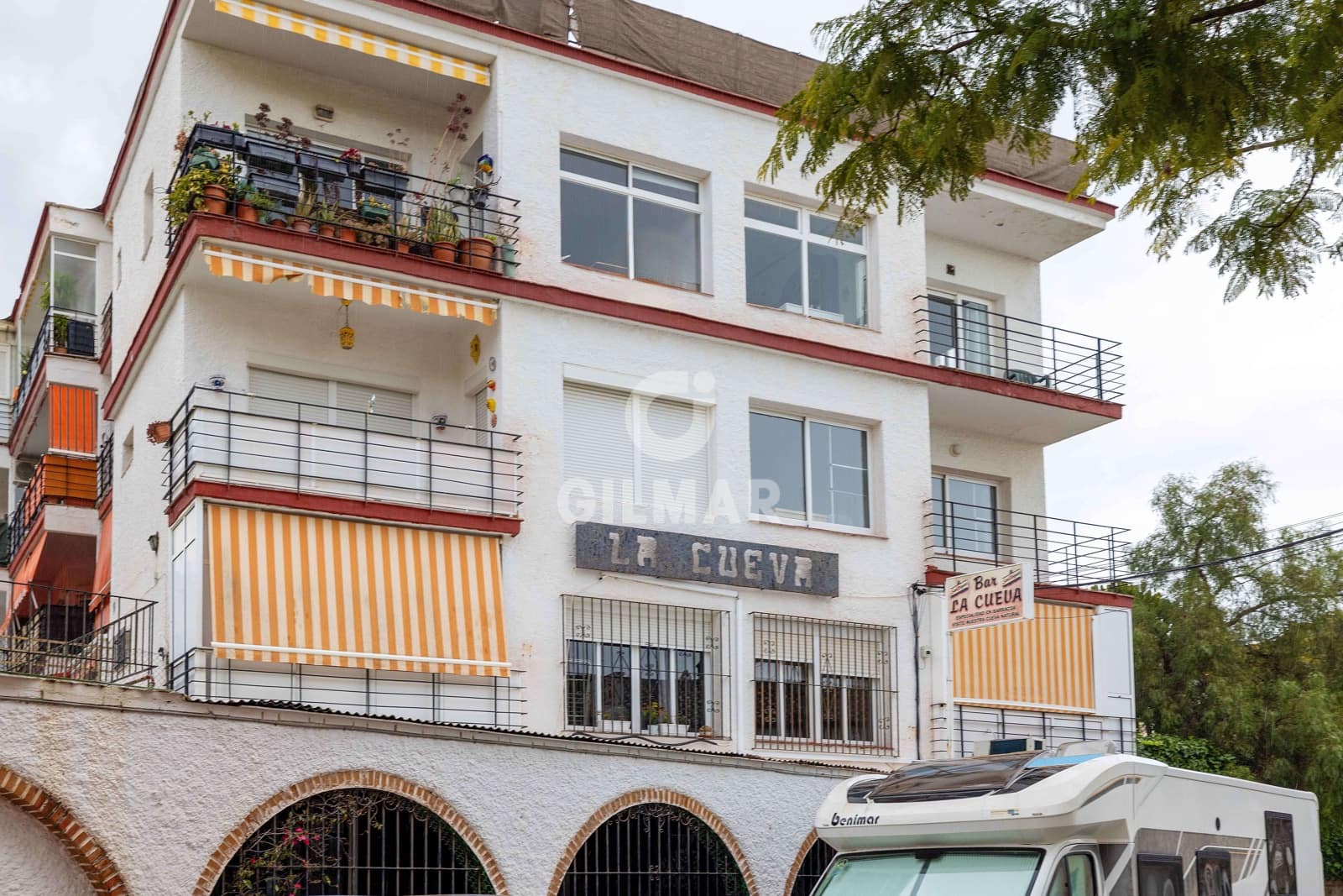 2 bedroom Flat for sale in Torremolinos with pool - € 218,000 (Ref: 9205839)