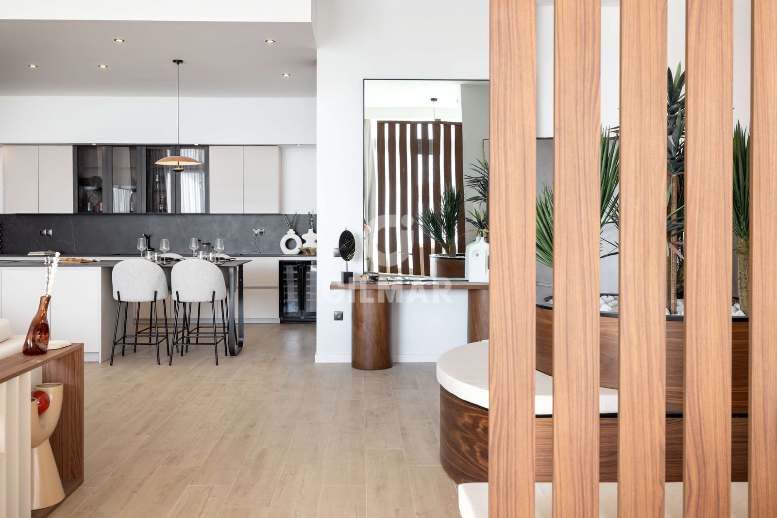 4 sypialnia Willa na sprzedaż w Benalmadena Costa z basenem garażem - 1 695 000 € (Ref: 9205840)