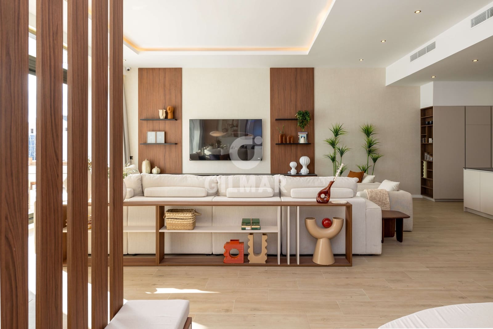 4 sypialnia Willa na sprzedaż w Benalmadena Costa z basenem garażem - 1 695 000 € (Ref: 9205840)