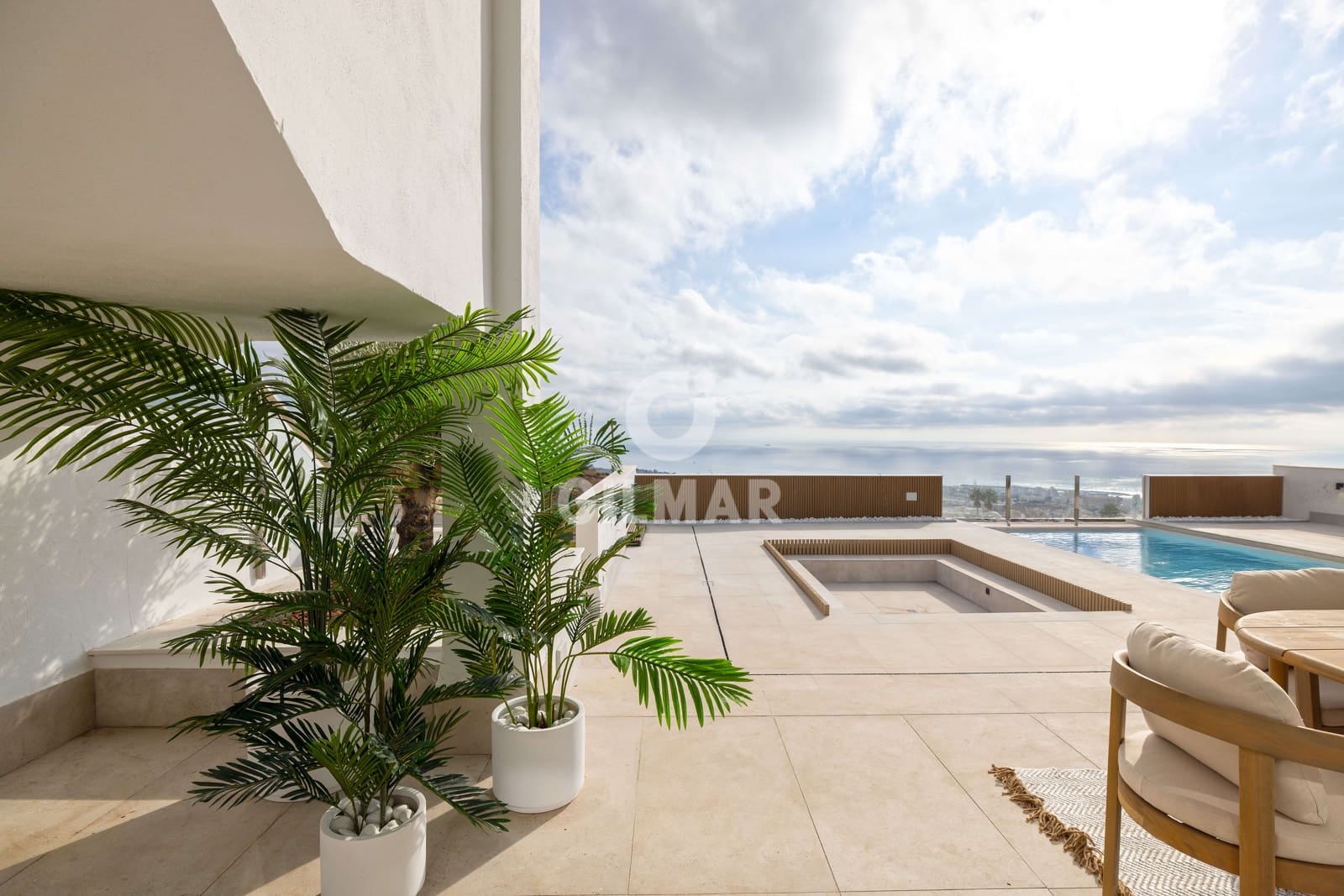 4 sypialnia Willa na sprzedaż w Benalmadena Costa z basenem garażem - 1 695 000 € (Ref: 9205840)