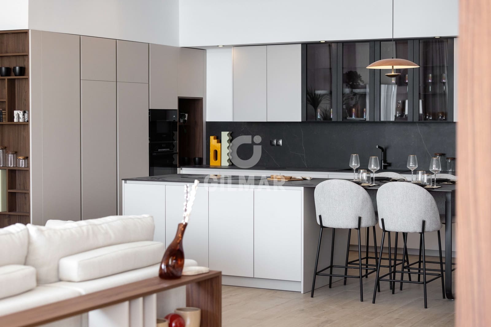 4 sypialnia Willa na sprzedaż w Benalmadena Costa z basenem garażem - 1 695 000 € (Ref: 9205840)