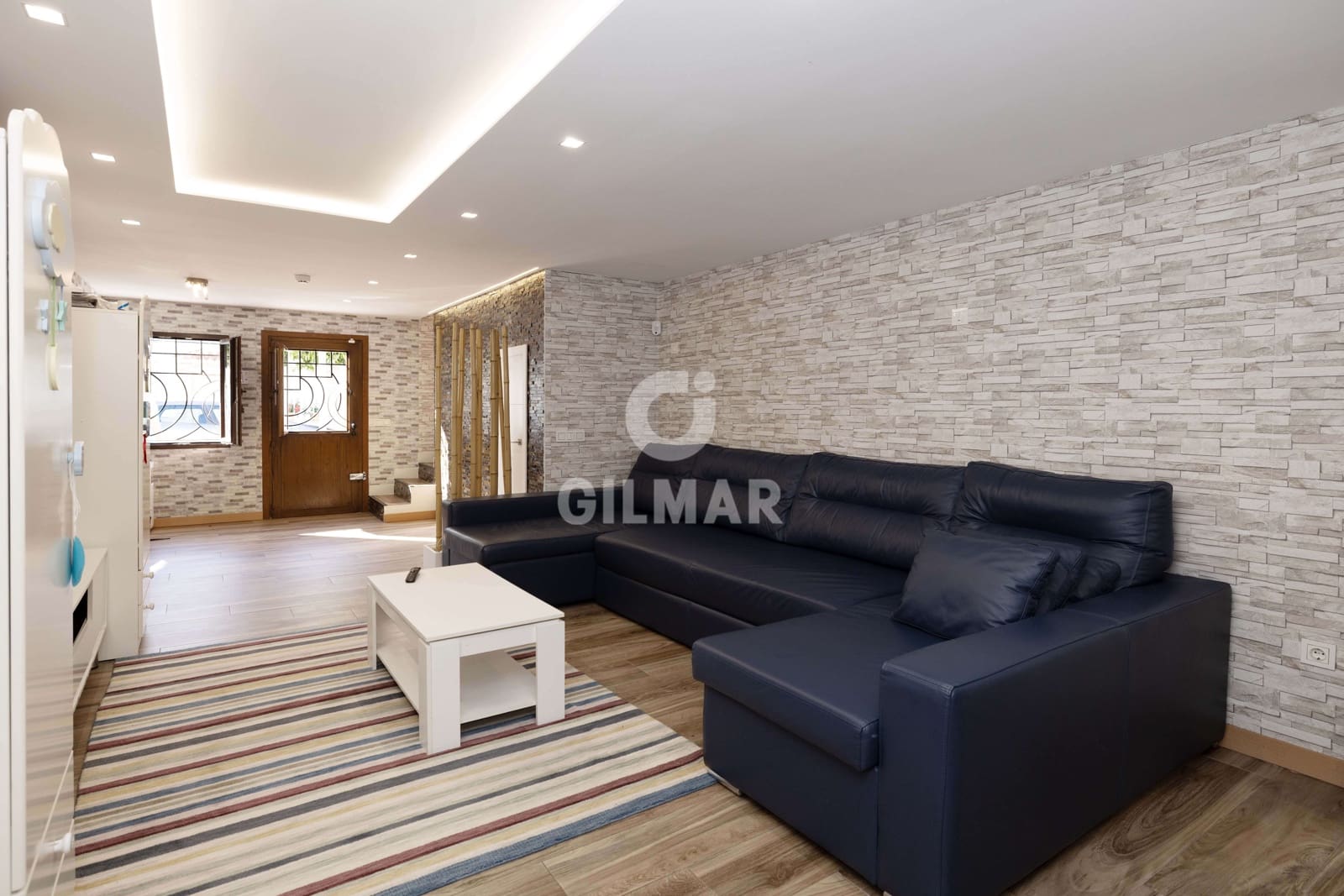 2 makuuhuone Rivitalo myytävänä paikassa Fuengirola - 520 000 € (Ref: 9205843)