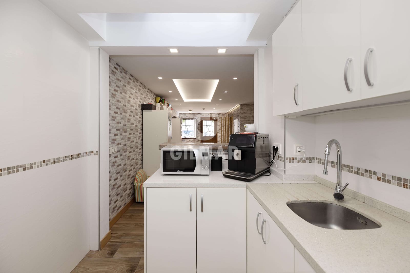 2 makuuhuone Rivitalo myytävänä paikassa Fuengirola - 520 000 € (Ref: 9205843)