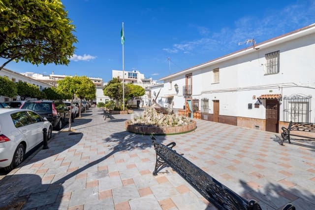2 chambre Villa/Maison Mitoyenne à vendre à Castillo Sohail, Fuengirola - 520 000 € (Ref: 9205843)