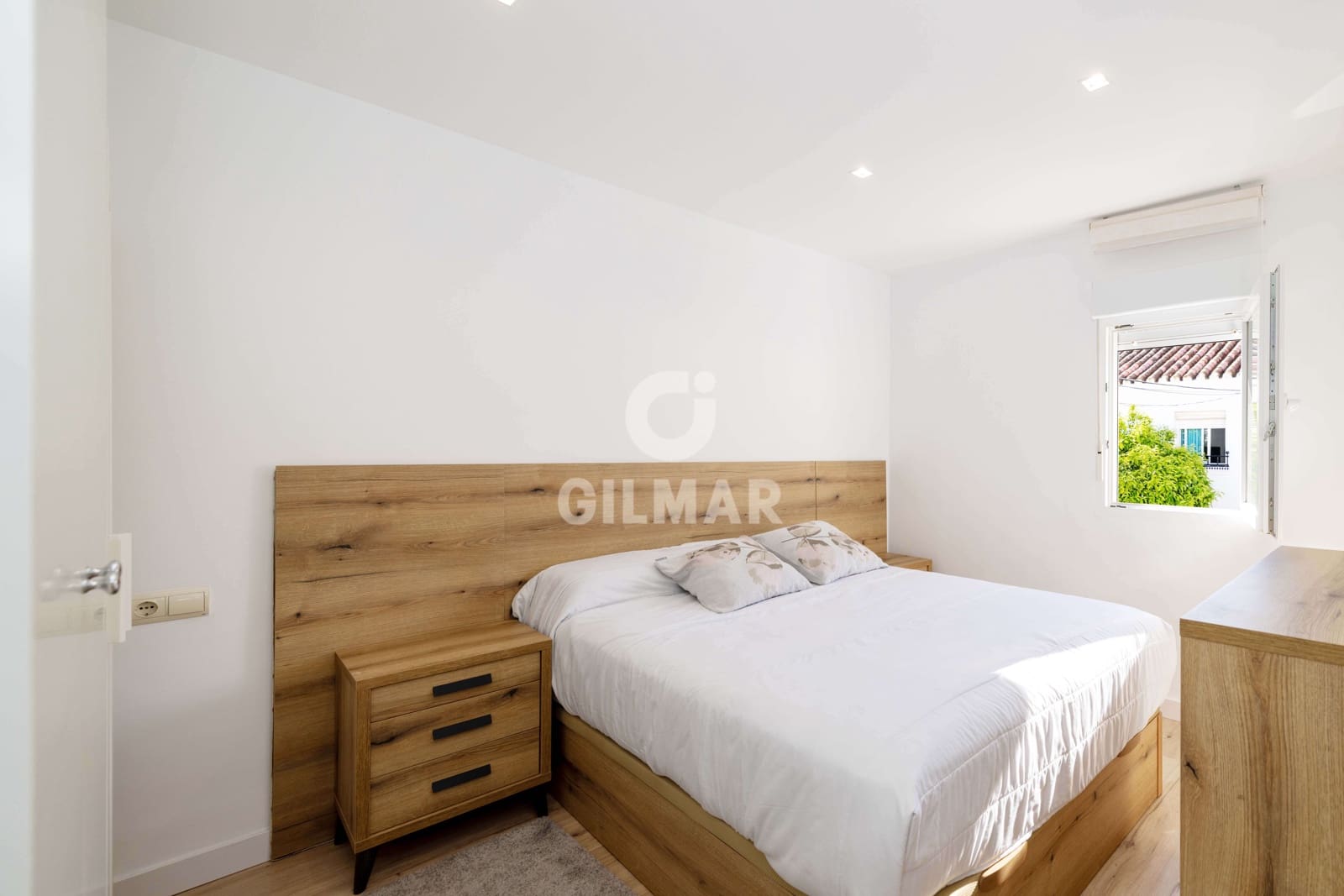 2 makuuhuone Rivitalo myytävänä paikassa Fuengirola - 520 000 € (Ref: 9205843)