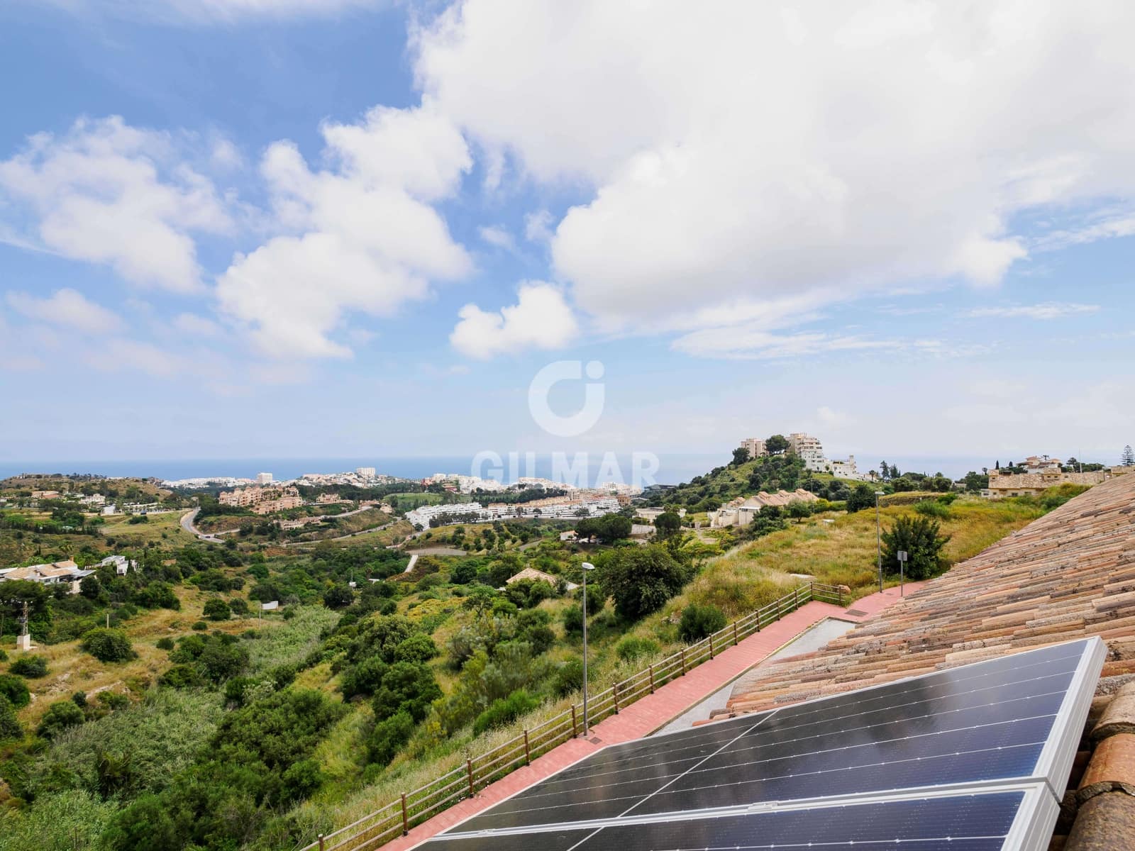 3 soveværelse Rækkehus til salg i Benalmadena med swimmingpool garage - € 799.000 (Ref: 9205846)