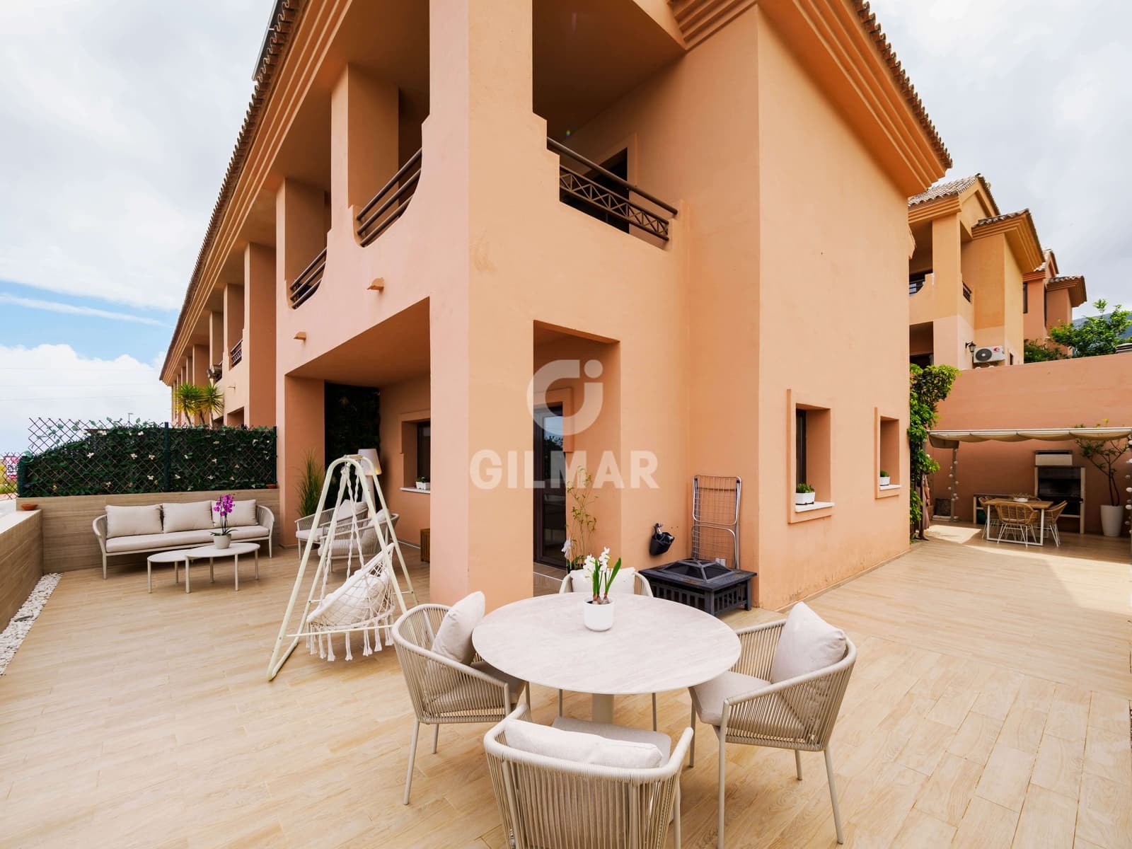 3 soveværelse Rækkehus til salg i Benalmadena med swimmingpool garage - € 799.000 (Ref: 9205846)