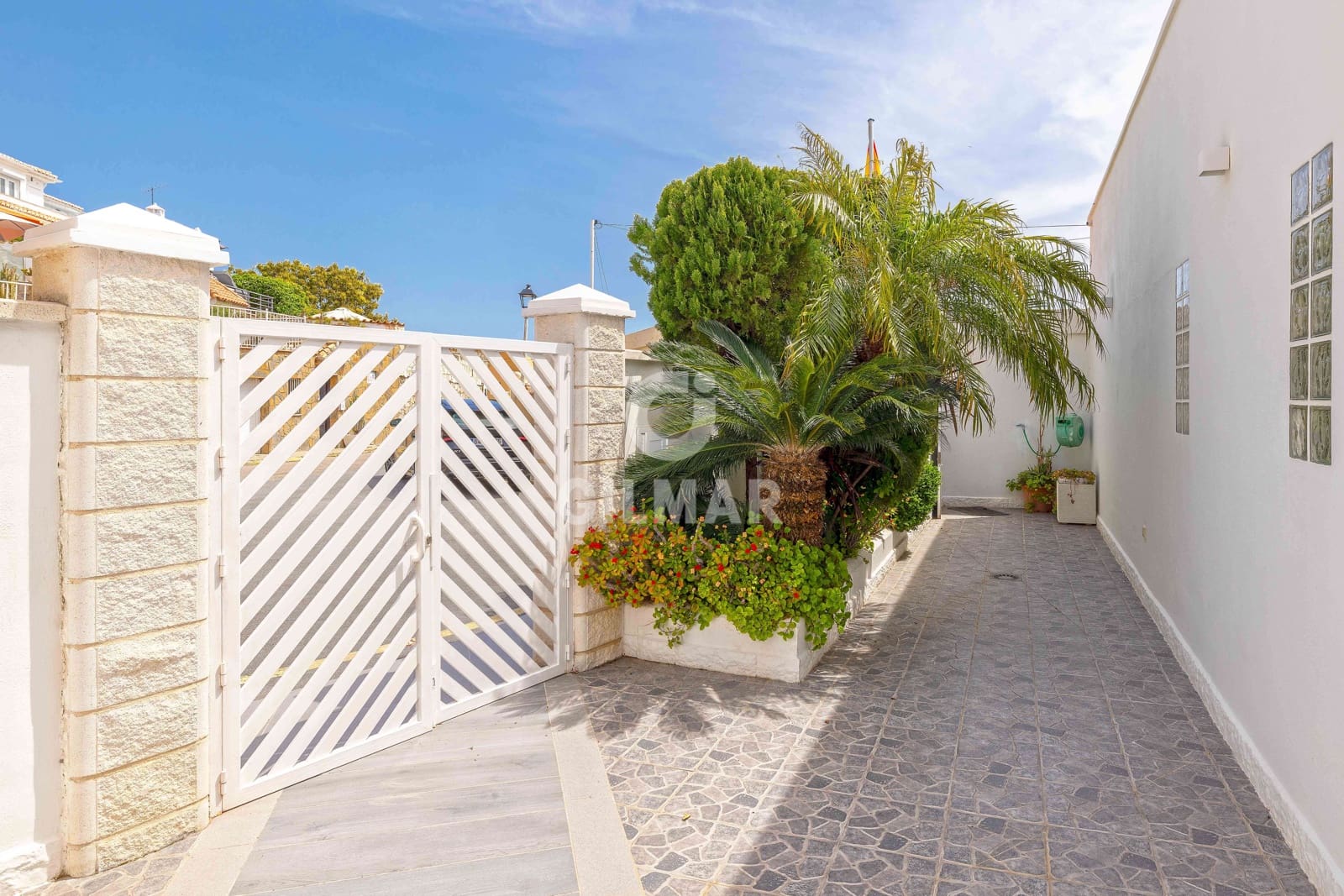 4 slaapkamer Villa te koop in Benalmadena Costa met zwembad garage - € 3.590.000 (Ref: 9205849)