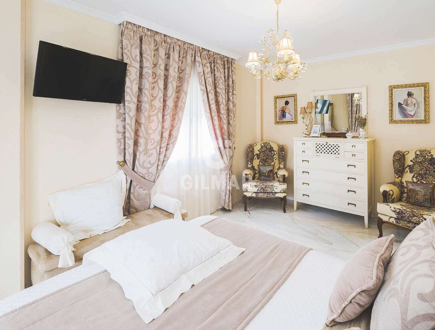 4 soveværelse Villa til salg i Torremolinos med swimmingpool garage - € 1.300.000 (Ref: 9205853)