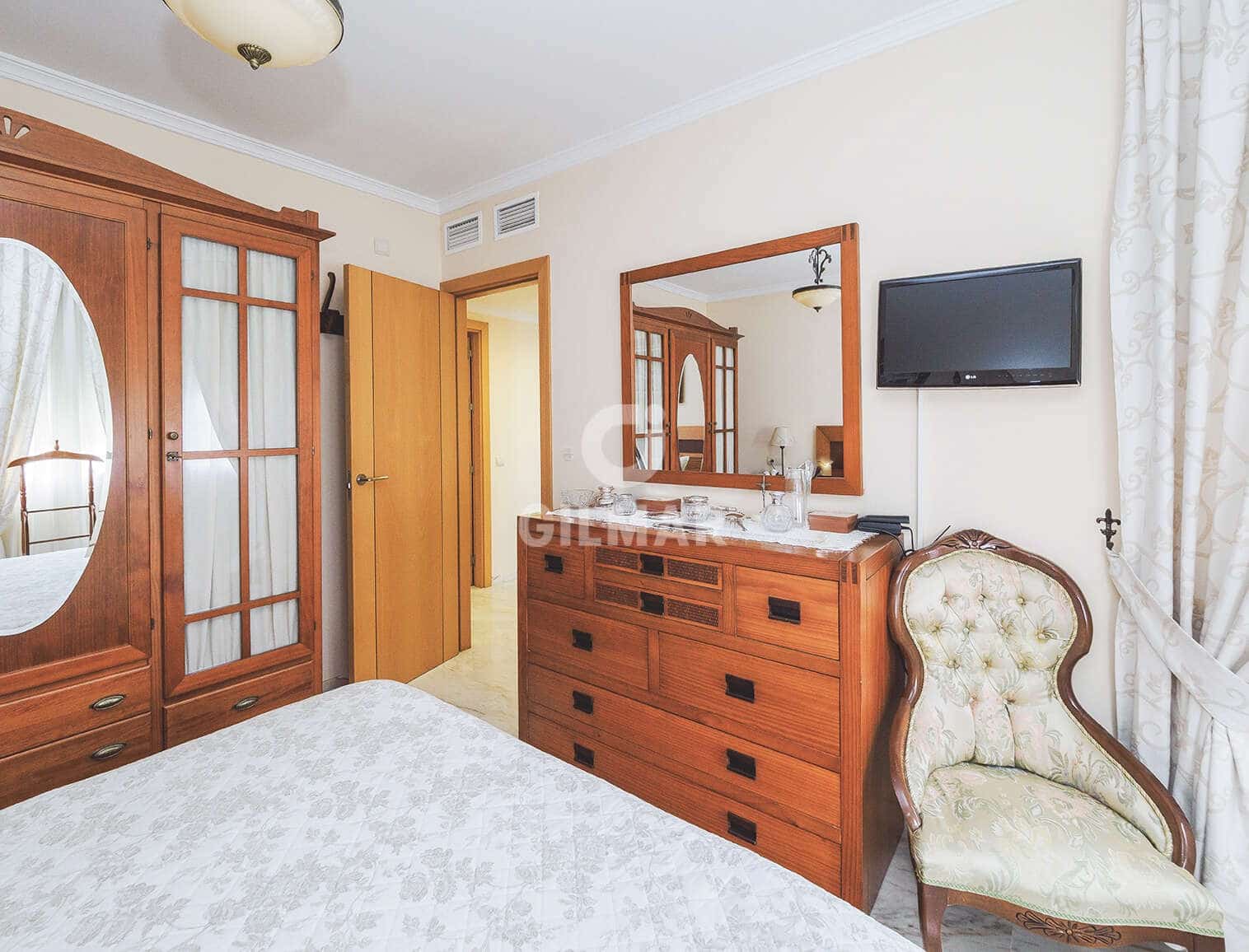 4 soveværelse Villa til salg i Torremolinos med swimmingpool garage - € 1.300.000 (Ref: 9205853)