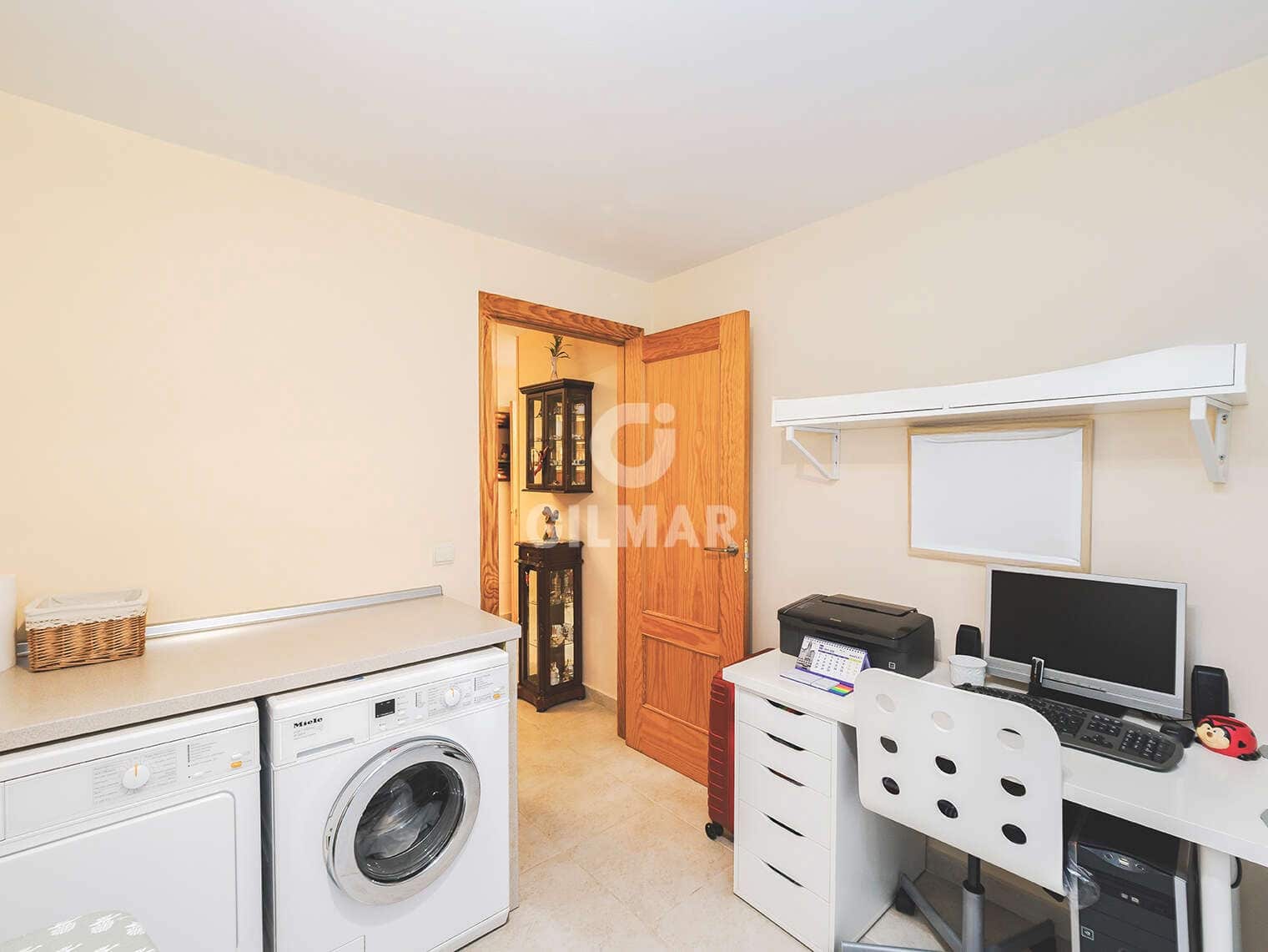 4 soveværelse Villa til salg i Torremolinos med swimmingpool garage - € 1.300.000 (Ref: 9205853)