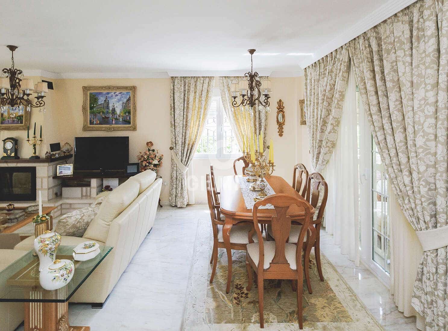 4 soveværelse Villa til salg i Torremolinos med swimmingpool garage - € 1.300.000 (Ref: 9205853)