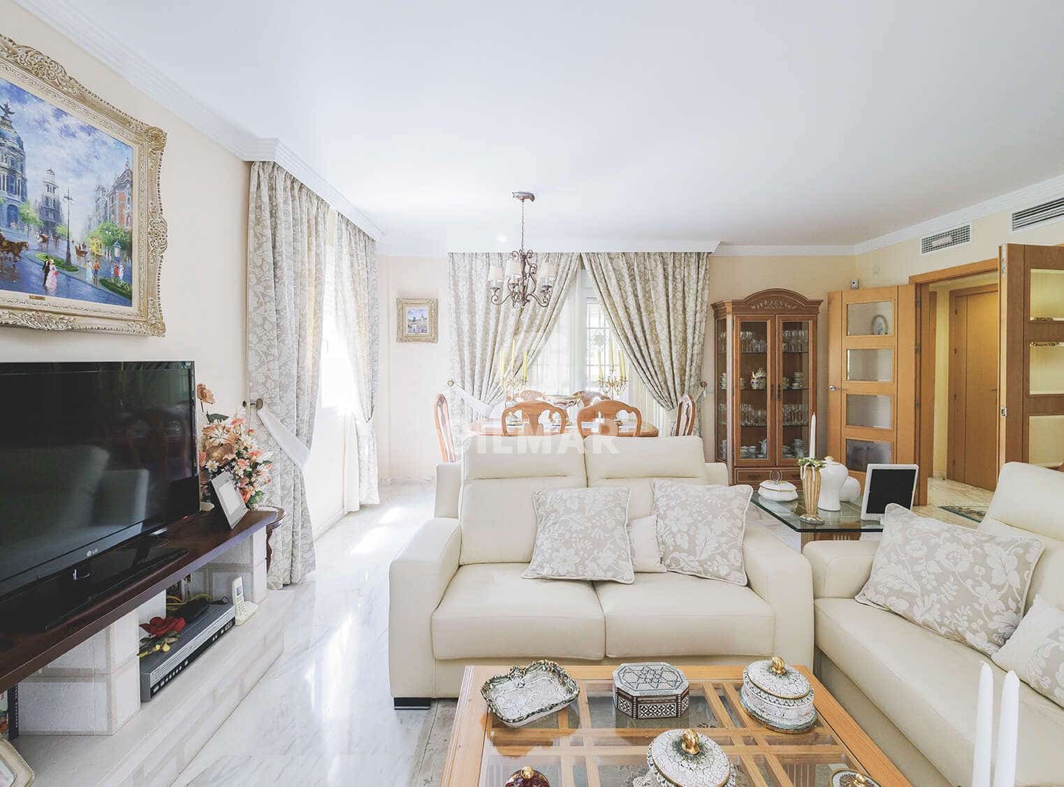 4 soveværelse Villa til salg i Torremolinos med swimmingpool garage - € 1.300.000 (Ref: 9205853)