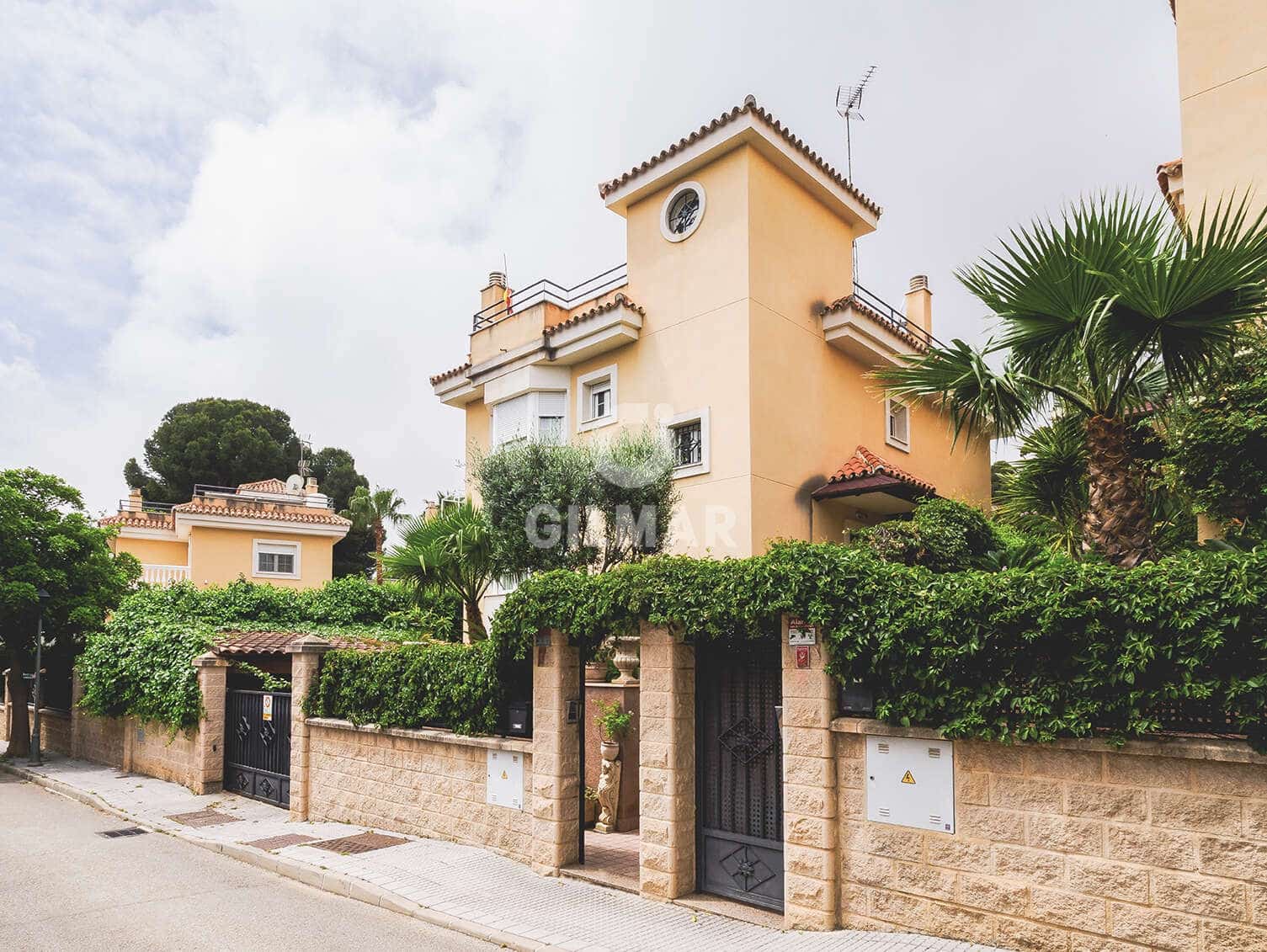 4 soveværelse Villa til salg i Torremolinos med swimmingpool garage - € 1.300.000 (Ref: 9205853)