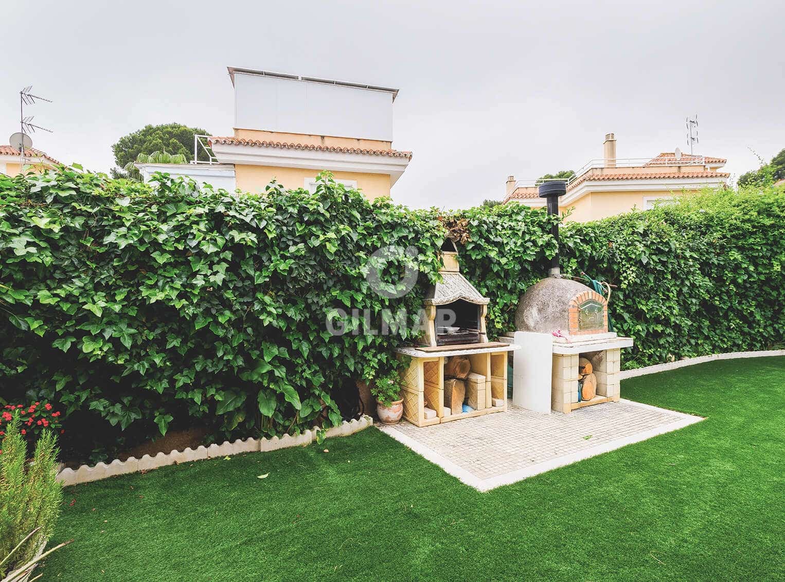 4 soveværelse Villa til salg i Torremolinos med swimmingpool garage - € 1.300.000 (Ref: 9205853)