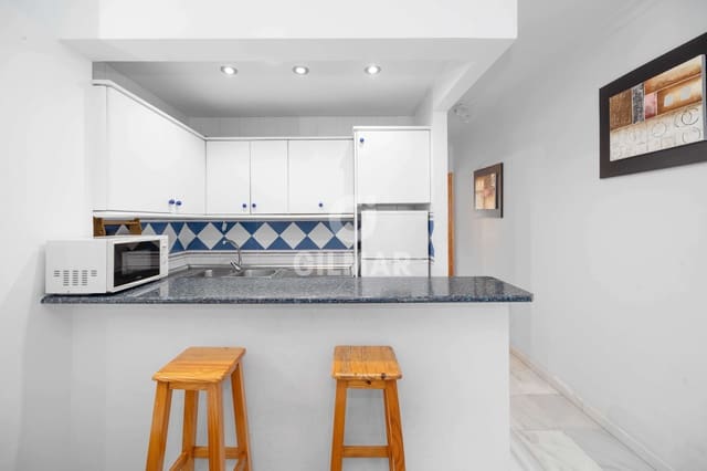 1 slaapkamer Penthouse te koop in Los Boliches , Fuengirola met zwembad - € 270.000 (Ref: 9205854)