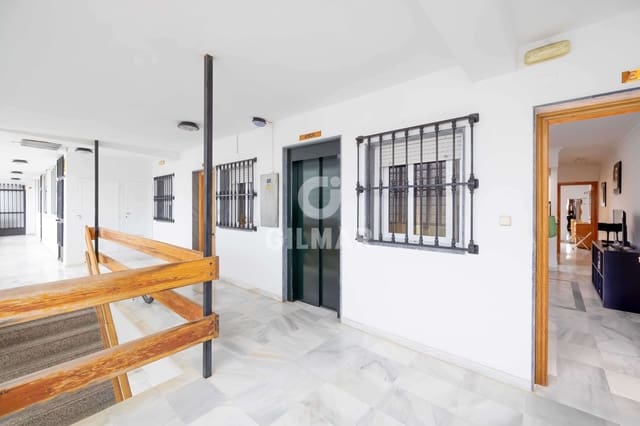 1 slaapkamer Penthouse te koop in Los Boliches , Fuengirola met zwembad - € 270.000 (Ref: 9205854)