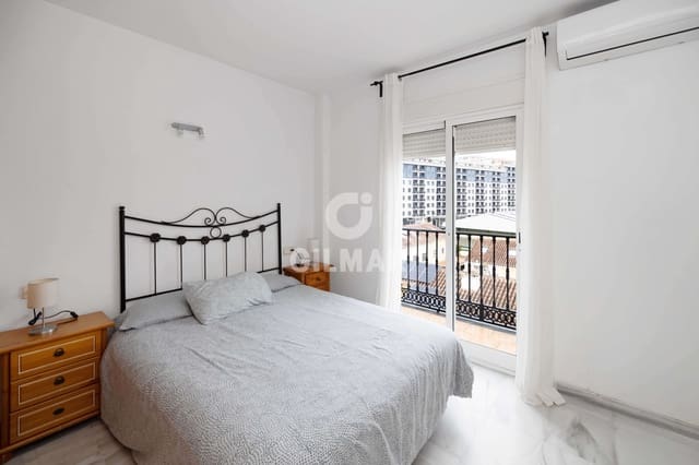 1 slaapkamer Penthouse te koop in Los Boliches , Fuengirola met zwembad - € 270.000 (Ref: 9205854)