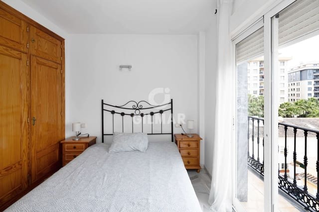 1 slaapkamer Penthouse te koop in Los Boliches , Fuengirola met zwembad - € 270.000 (Ref: 9205854)