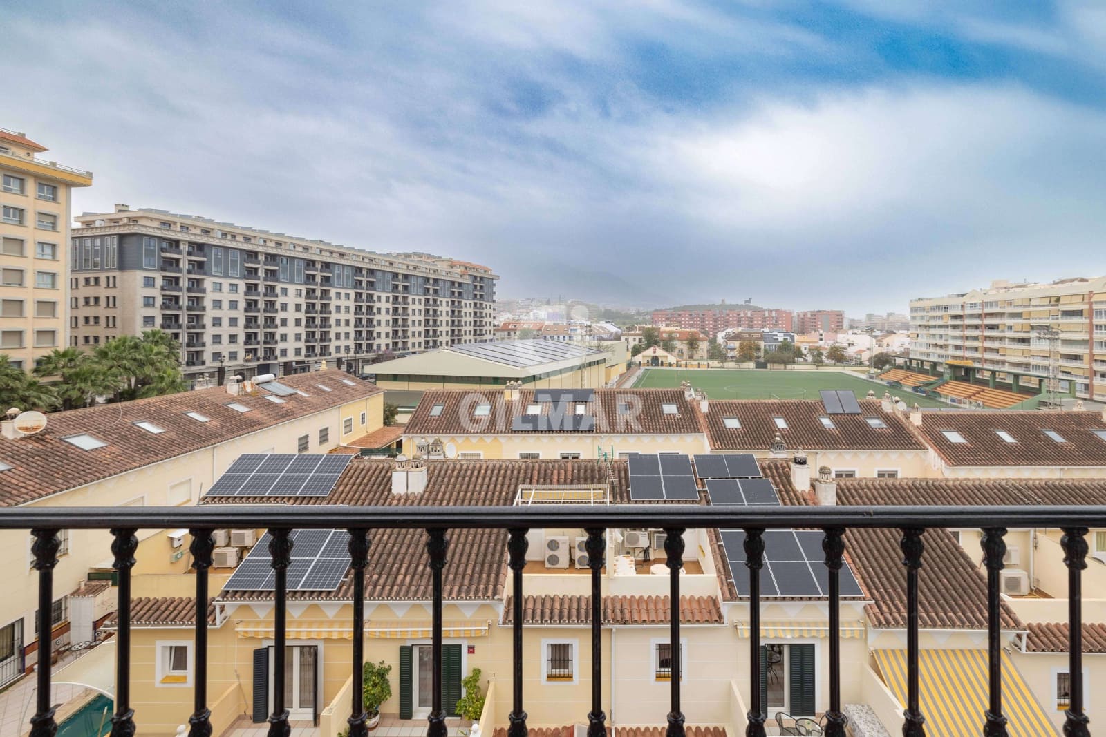 1 slaapkamer Penthouse te koop in Fuengirola met zwembad - € 270.000 (Ref: 9205854)