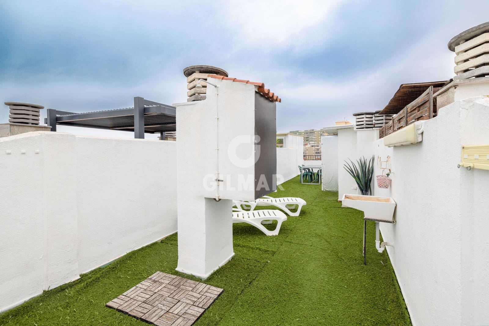 1 slaapkamer Penthouse te koop in Fuengirola met zwembad - € 270.000 (Ref: 9205854)