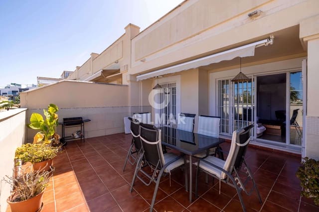 4 soveværelse Rækkehus til salg i Torremolinos med swimmingpool garage - € 679.000 (Ref: 9205855)