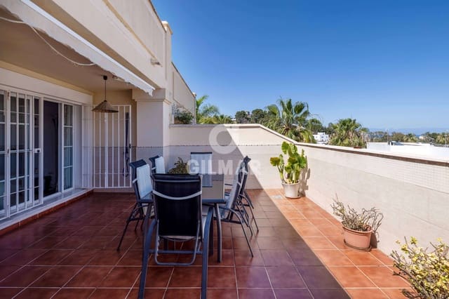 4 soveværelse Rækkehus til salg i Torremolinos med swimmingpool garage - € 679.000 (Ref: 9205855)