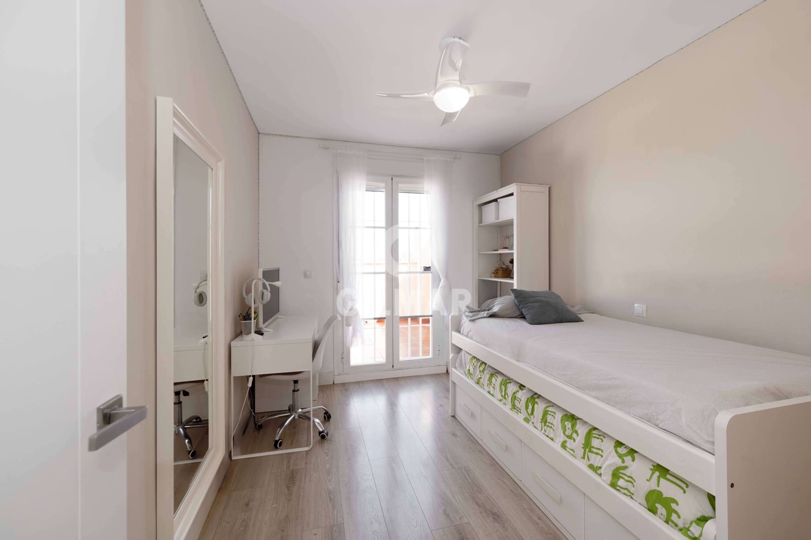 4 soveværelse Rækkehus til salg i Torremolinos med swimmingpool garage - € 679.000 (Ref: 9205855)