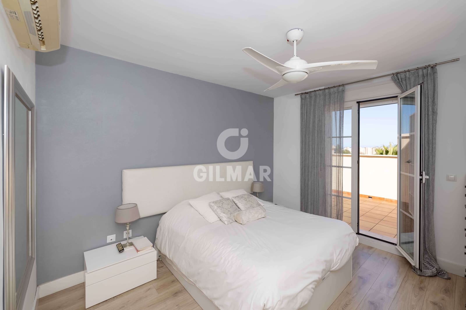 4 soveværelse Rækkehus til salg i Torremolinos med swimmingpool garage - € 679.000 (Ref: 9205855)