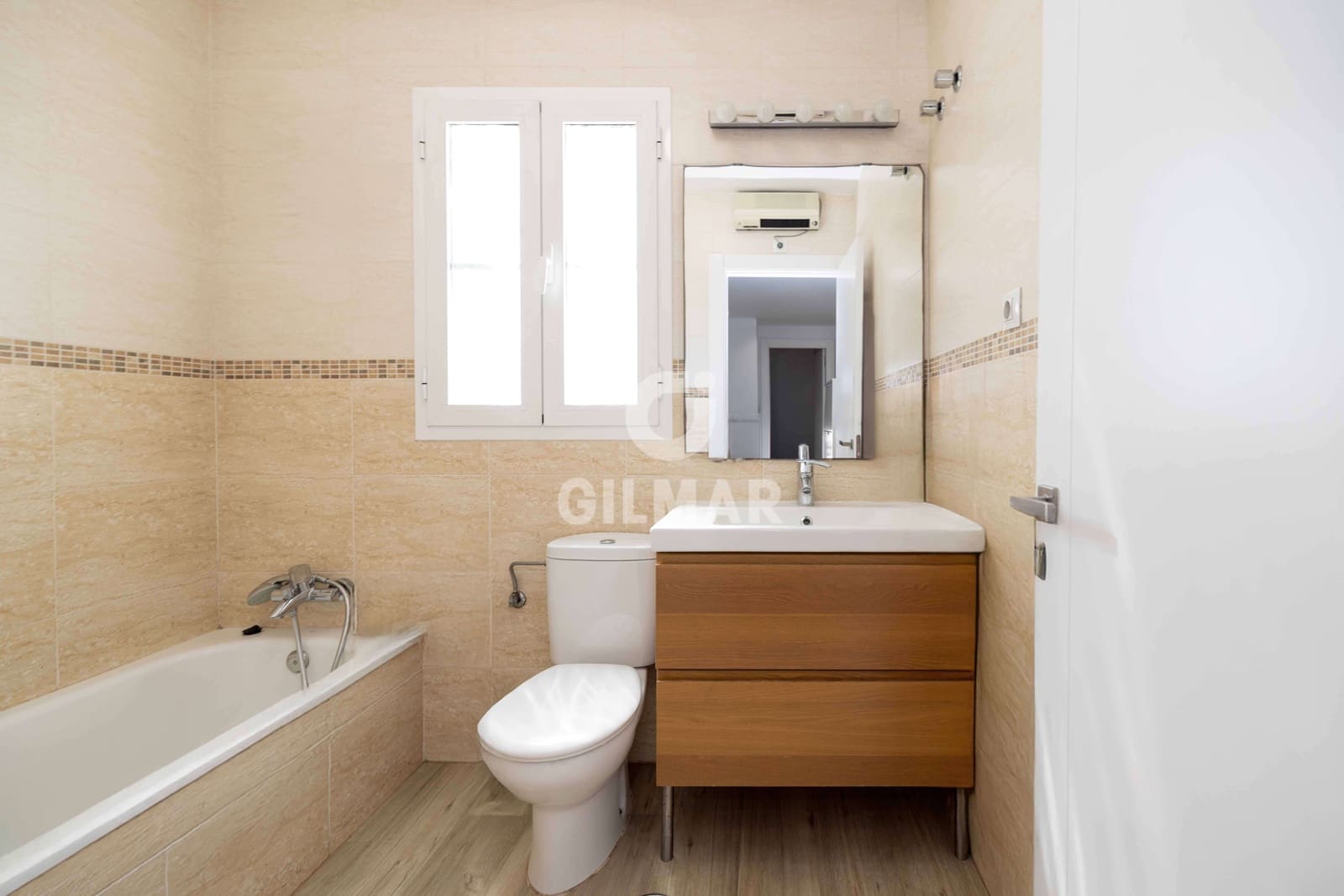 4 soveværelse Rækkehus til salg i Torremolinos med swimmingpool garage - € 679.000 (Ref: 9205855)