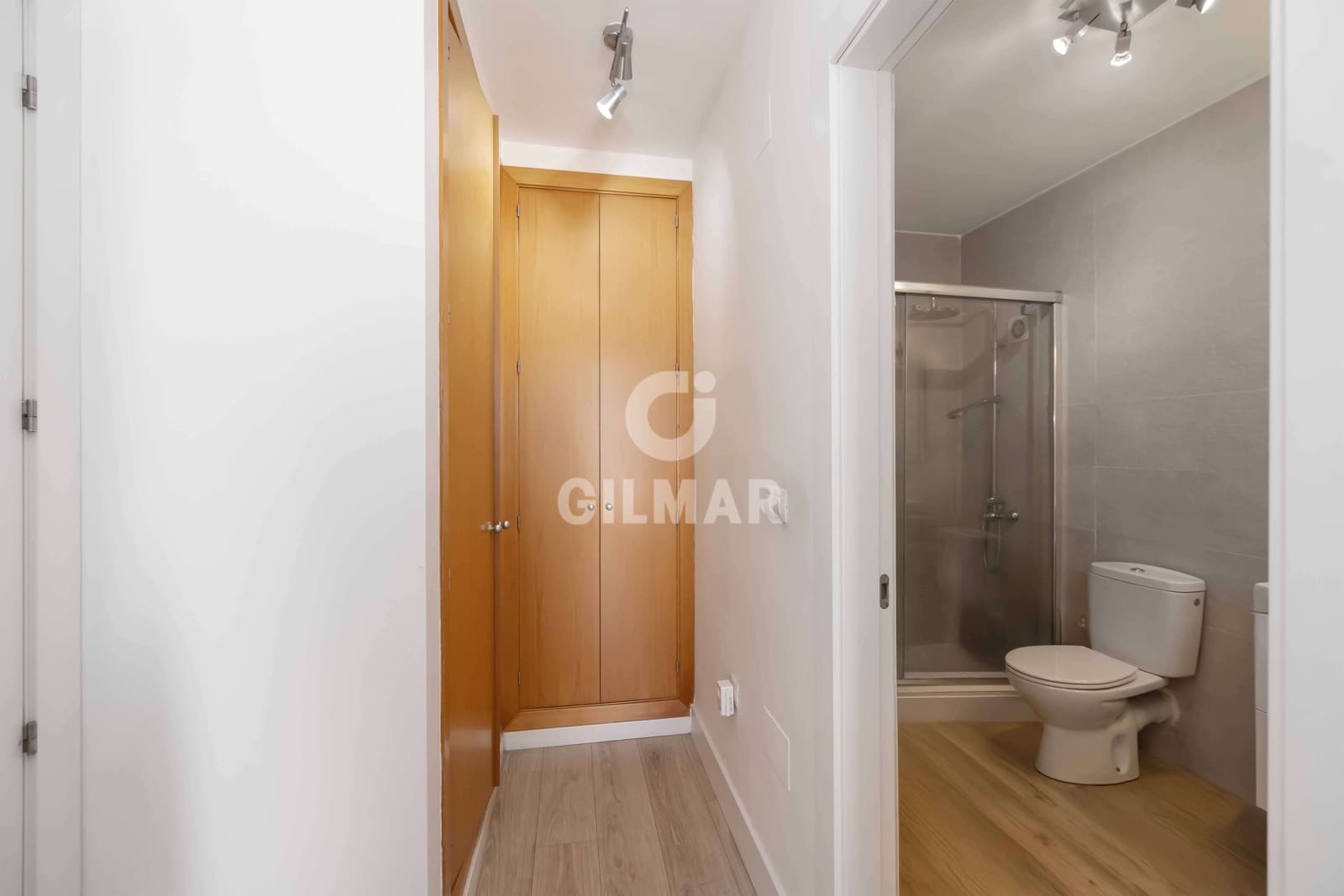 4 soveværelse Rækkehus til salg i Torremolinos med swimmingpool garage - € 679.000 (Ref: 9205855)