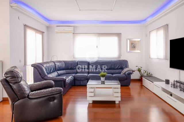 5 soverom Villa til salgs i Torremolinos med svømmebasseng garasje - € 990 000 (Ref: 9205858)