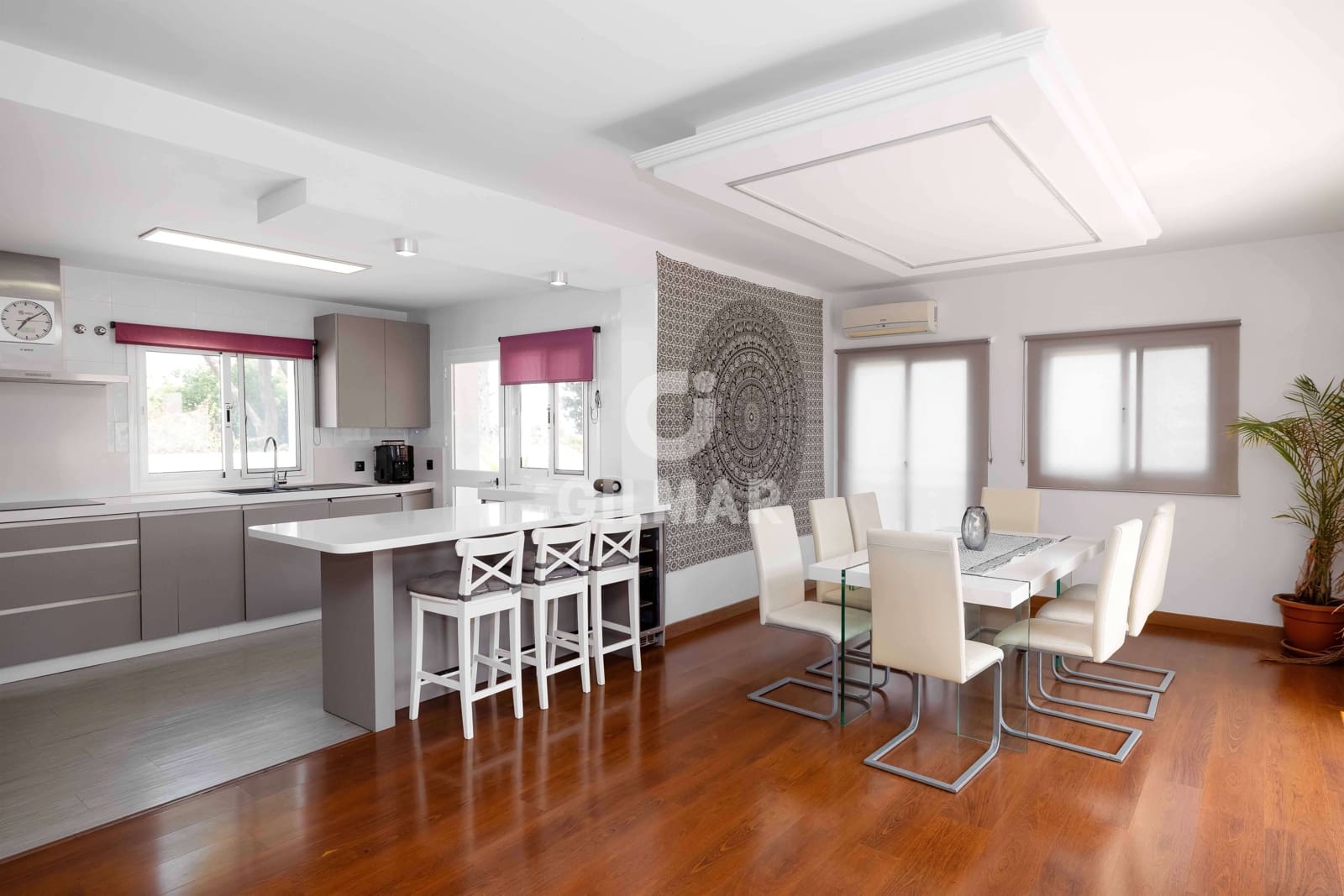 5 bedroom Villa for sale in Torremolinos with pool garage - € 990,000 (Ref: 9205858)
