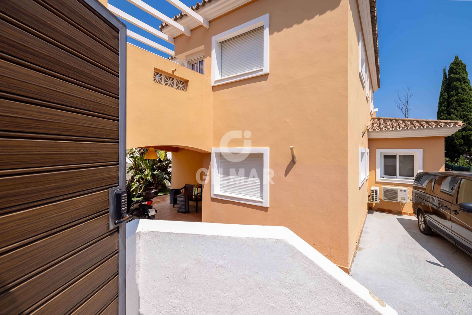 5 bedroom Villa for sale in Torremolinos with pool garage - € 990,000 (Ref: 9205858)