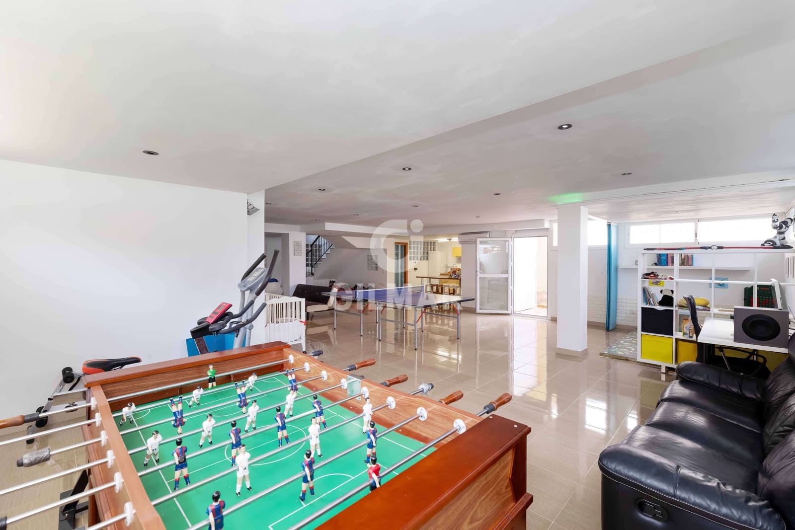 5 bedroom Villa for sale in Torremolinos with pool garage - € 990,000 (Ref: 9205858)