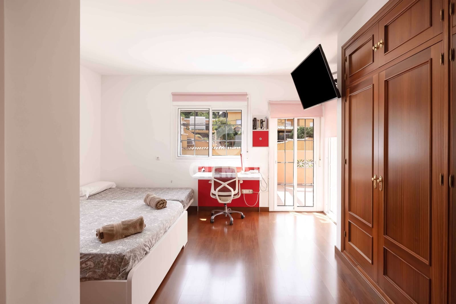 5 bedroom Villa for sale in Torremolinos with pool garage - € 990,000 (Ref: 9205858)