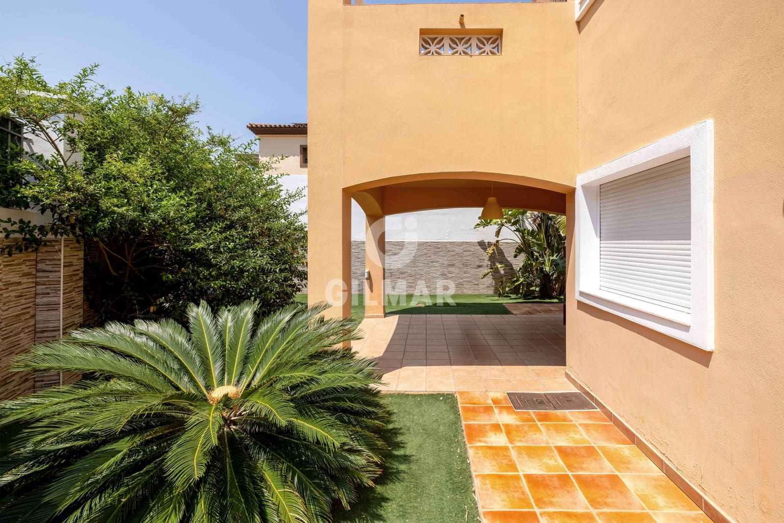 5 bedroom Villa for sale in Torremolinos with pool garage - € 990,000 (Ref: 9205858)