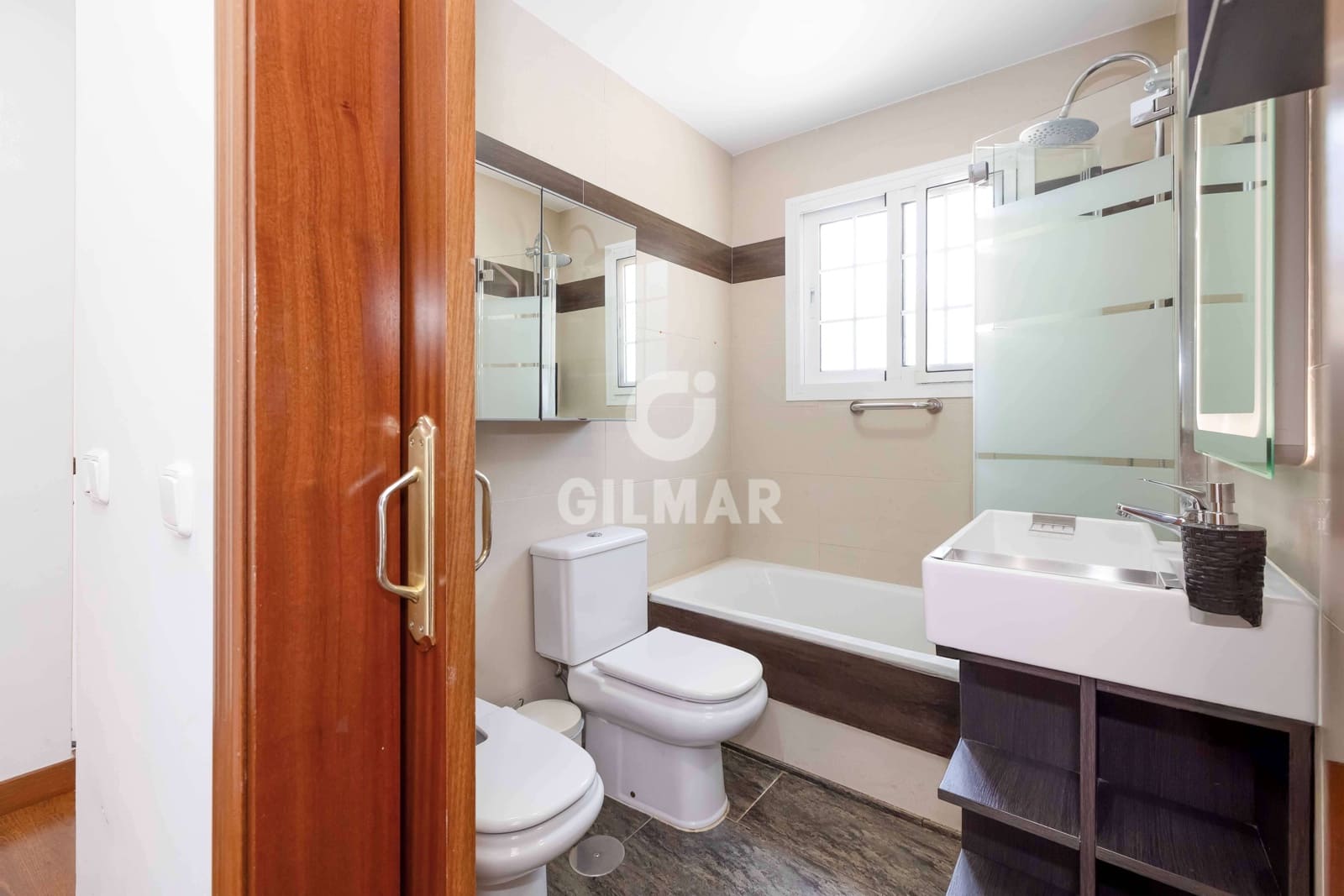 5 bedroom Villa for sale in Torremolinos with pool garage - € 990,000 (Ref: 9205858)