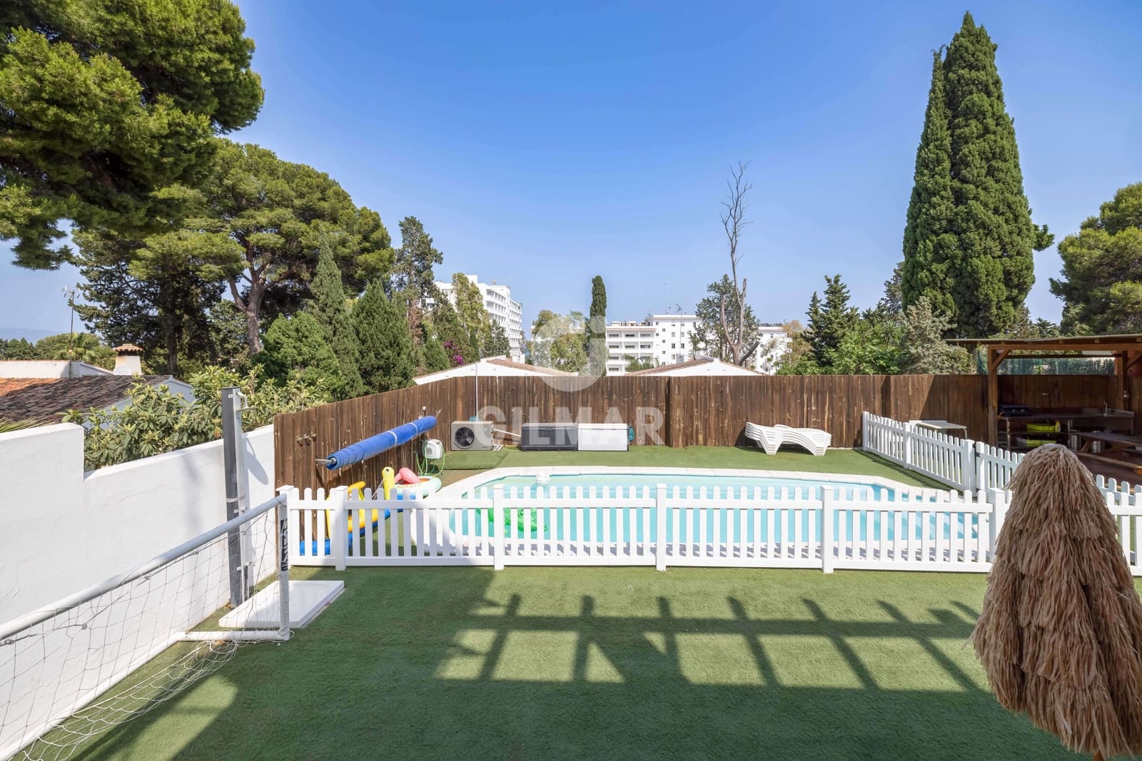 5 bedroom Villa for sale in Torremolinos with pool garage - € 990,000 (Ref: 9205858)