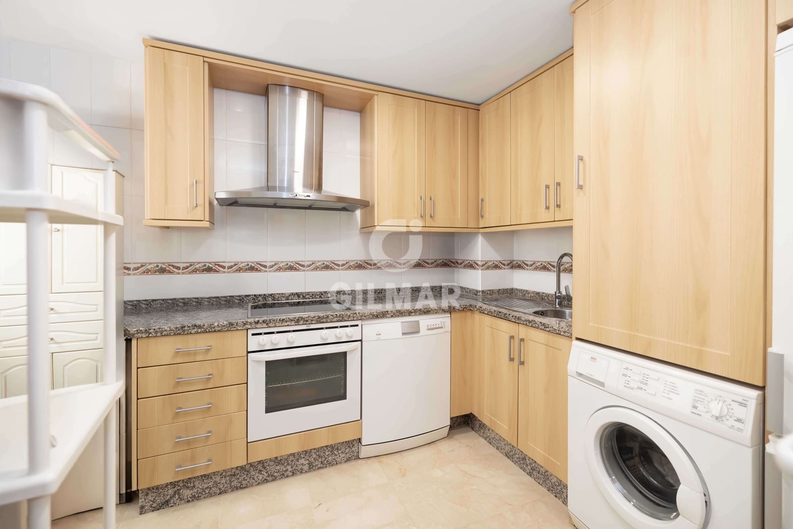 1 soverom Leilighet til salgs i Benalmadena Costa med svømmebasseng garasje - € 249 000 (Ref: 9205859)