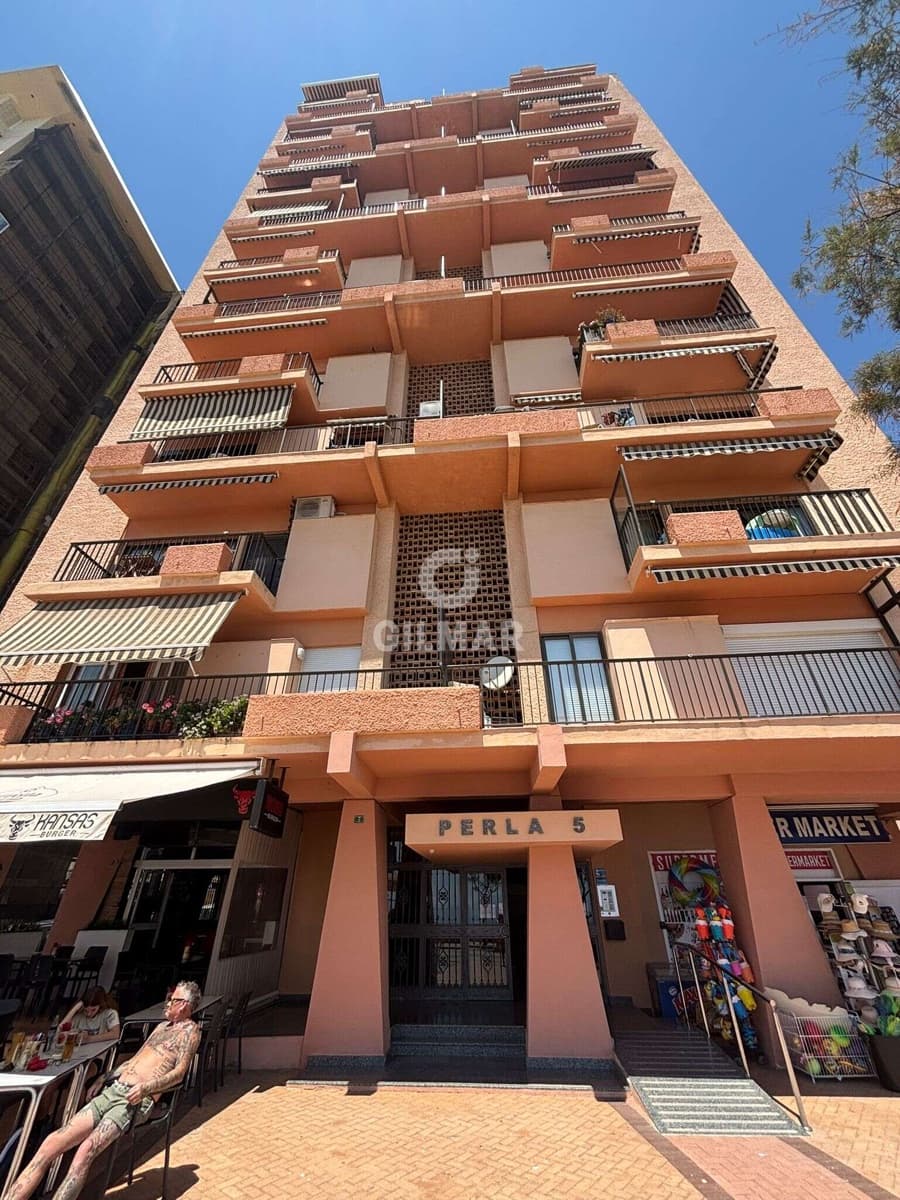 Piso de 2 habitaciones en Fuengirola en venta - 360.000 € (Ref: 9205860)
