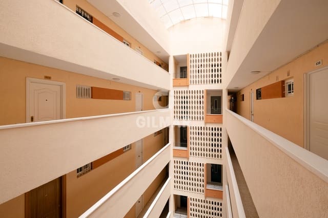 Studio til salg i Benalmadena Costa, Benalmádena med swimmingpool - € 179.000 (Ref: 9205861)