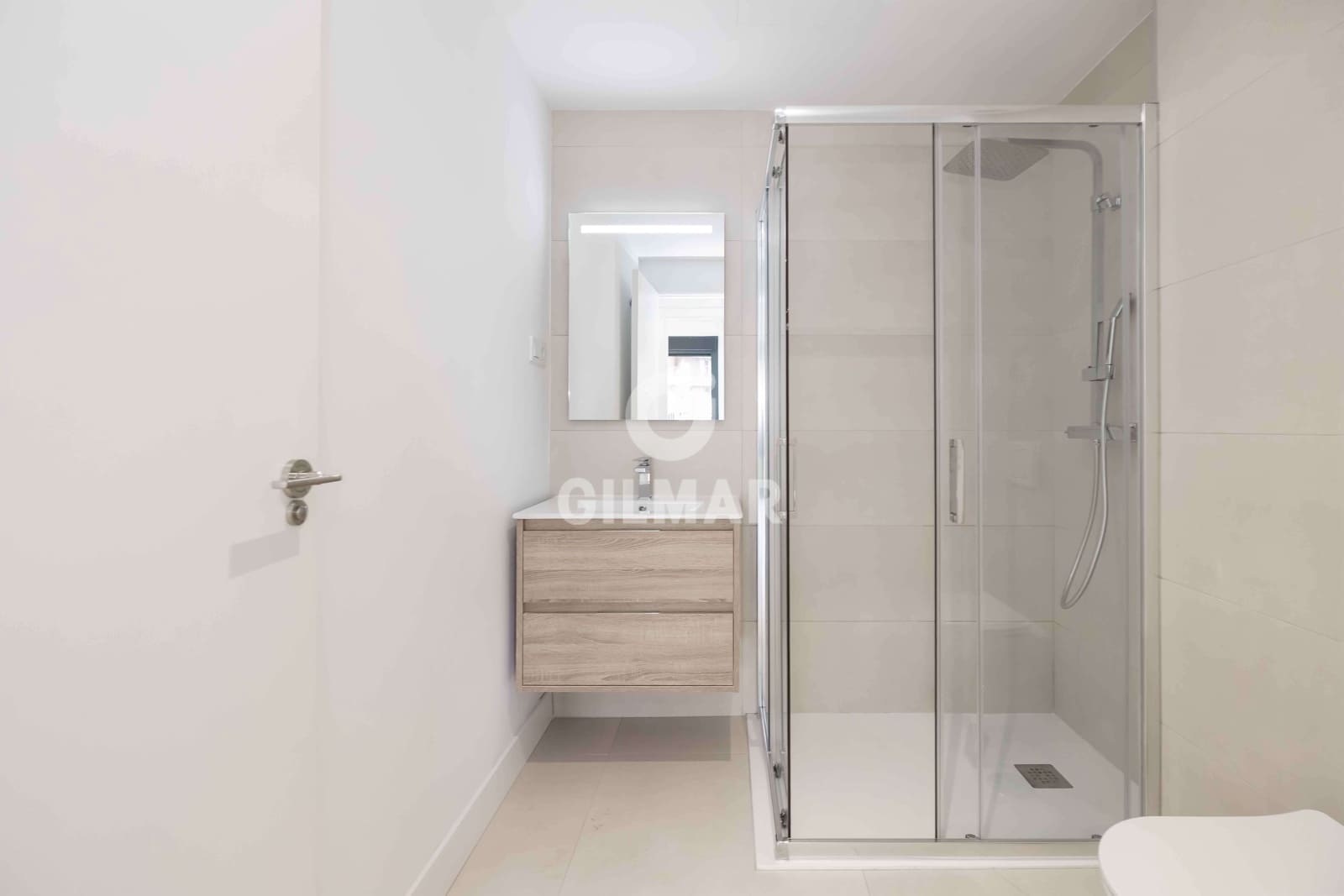 2 bedroom Flat for sale in Fuengirola with pool garage - € 649,000 (Ref: 9205862)