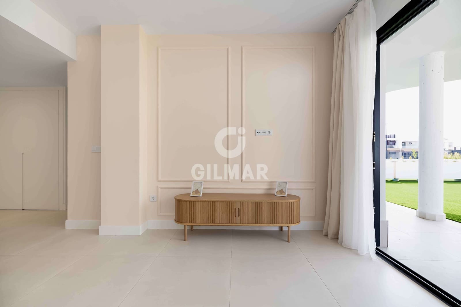 2 bedroom Flat for sale in Fuengirola with pool garage - € 649,000 (Ref: 9205862)