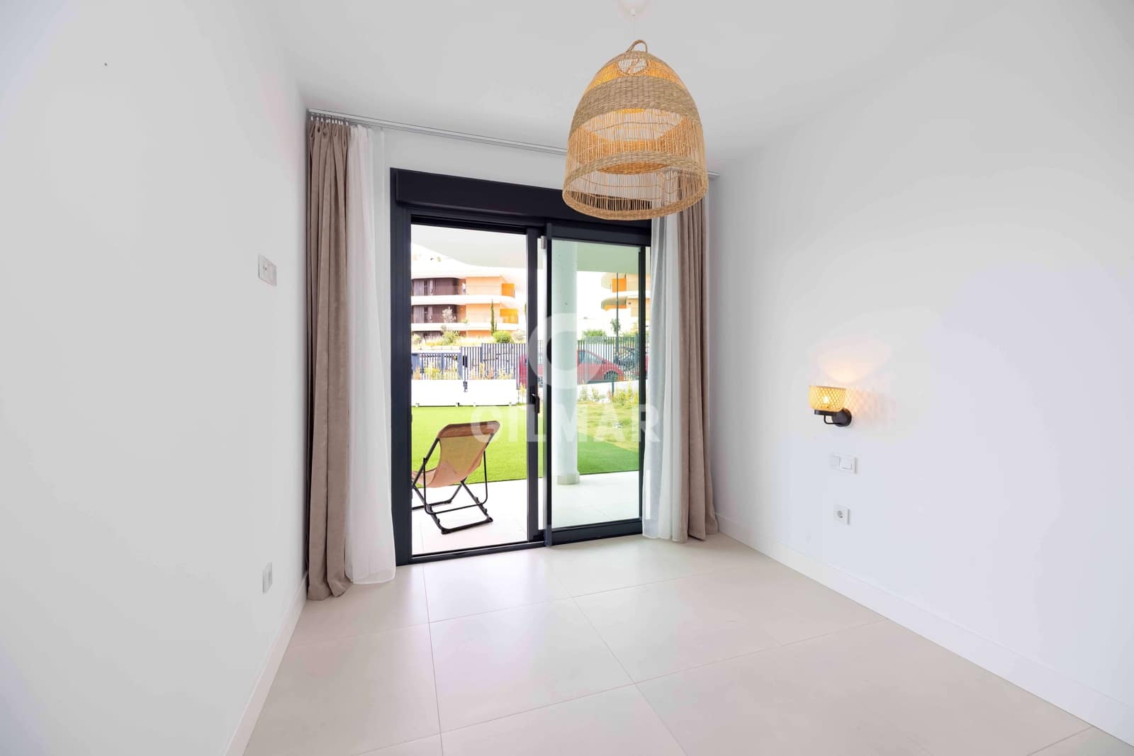 2 bedroom Flat for sale in Fuengirola with pool garage - € 649,000 (Ref: 9205862)