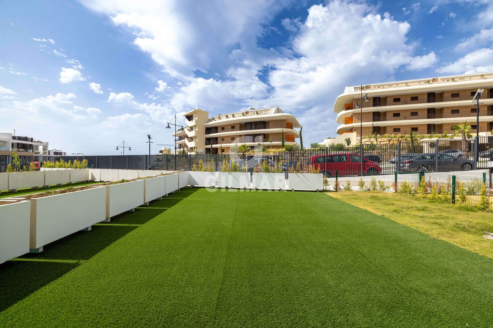 2 bedroom Flat for sale in Fuengirola with pool garage - € 649,000 (Ref: 9205862)