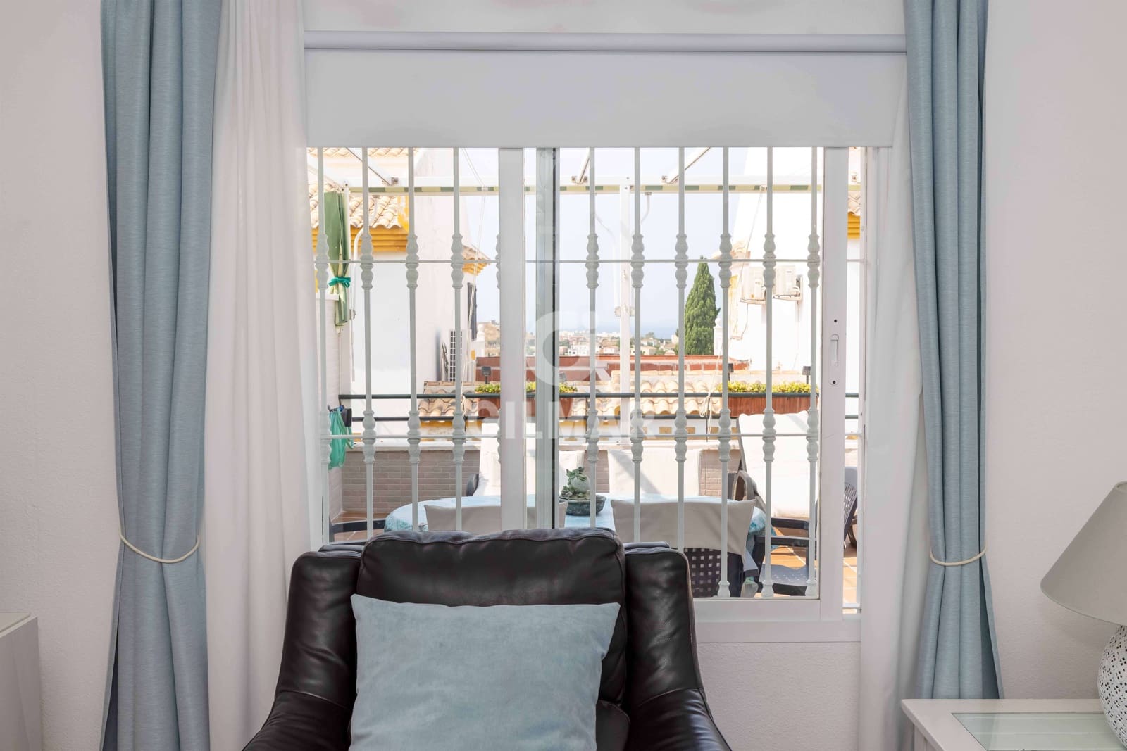 3 soverom Rekkehus til salgs i Benalmadena Costa med svømmebasseng garasje - € 466 500 (Ref: 9205866)