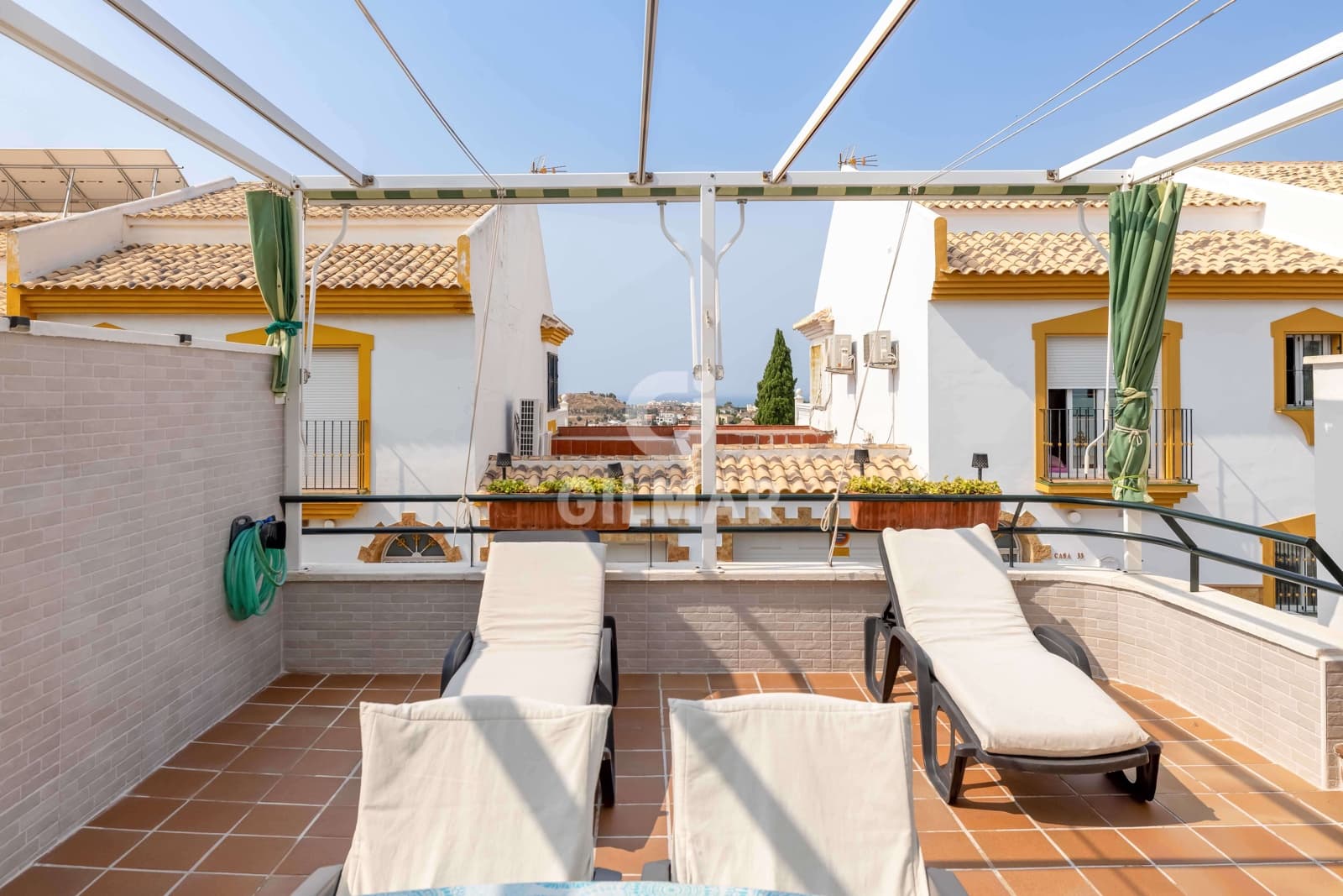 3 soverom Rekkehus til salgs i Benalmadena Costa med svømmebasseng garasje - € 466 500 (Ref: 9205866)