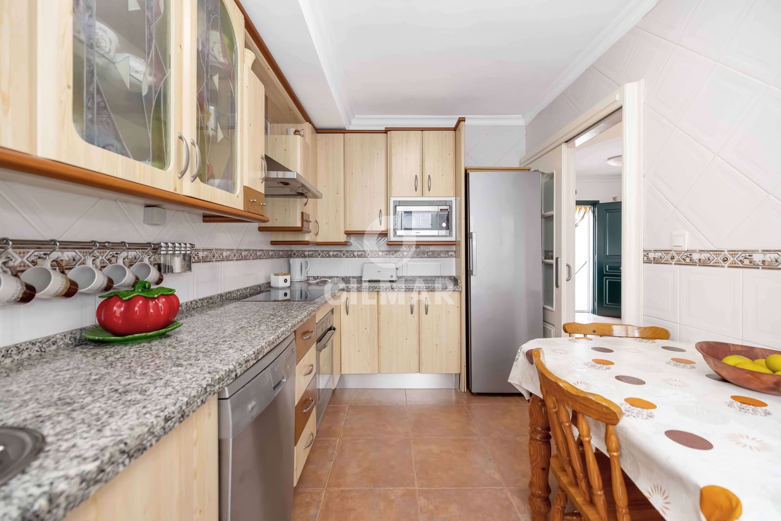 3 soverom Rekkehus til salgs i Benalmadena Costa med svømmebasseng garasje - € 466 500 (Ref: 9205866)